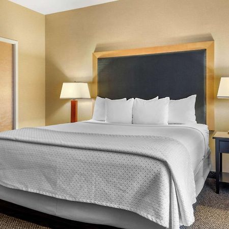 Cambria Hotel Akron - Canton Airport Uniontown Екстер'єр фото