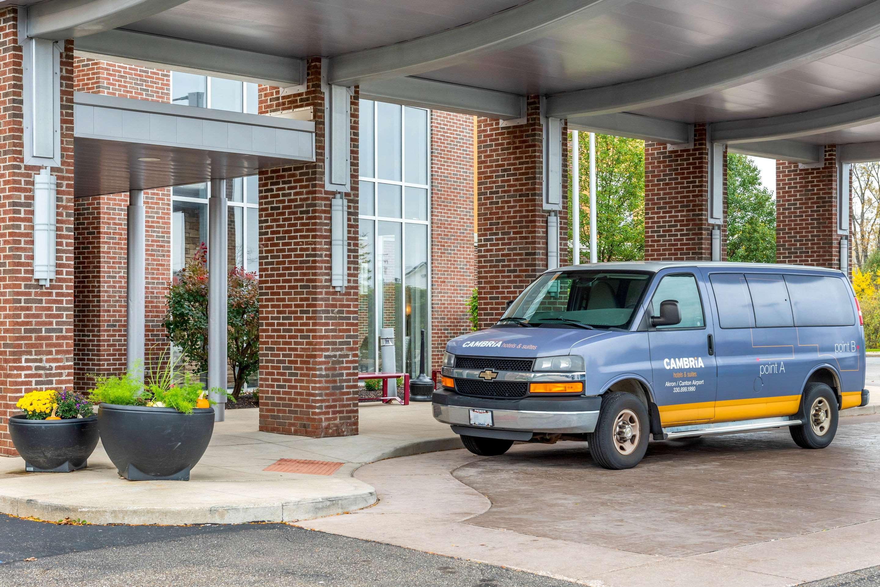 Cambria Hotel Akron - Canton Airport Uniontown Екстер'єр фото